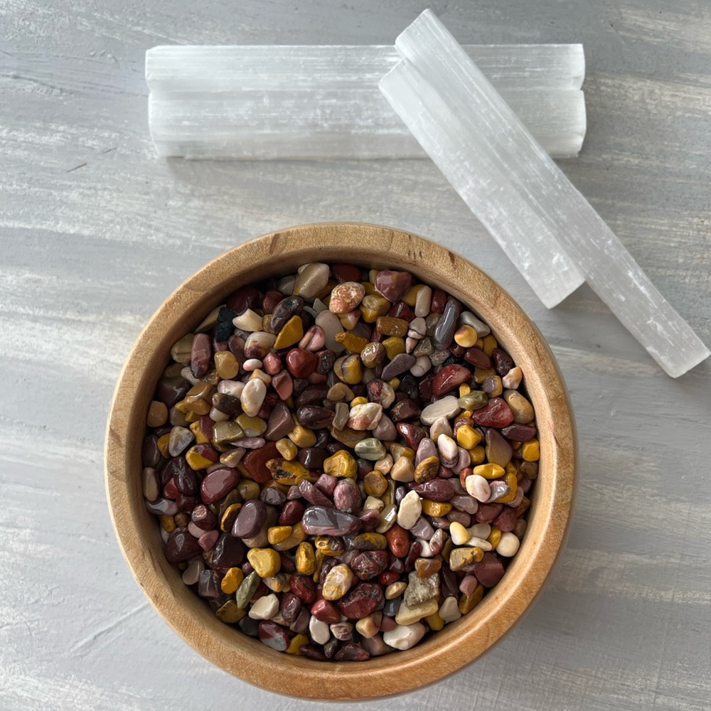 Mookaite jasper chips